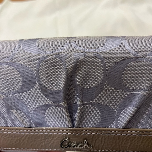 Purple Coach wallet - Picture 3 of 7